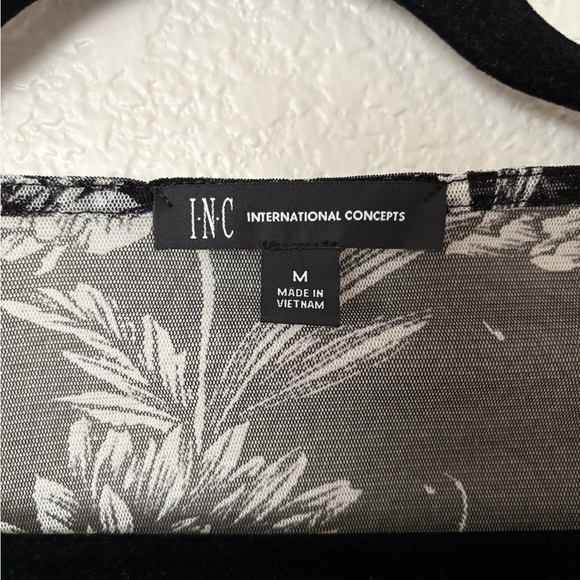 INC International Concepts Black and White Floral Top - Picture 5 of 7